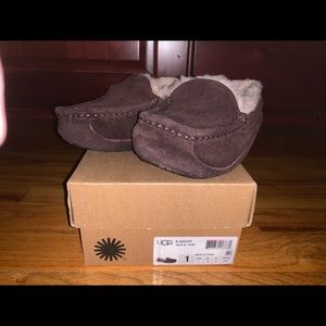 Ugg Moccasins